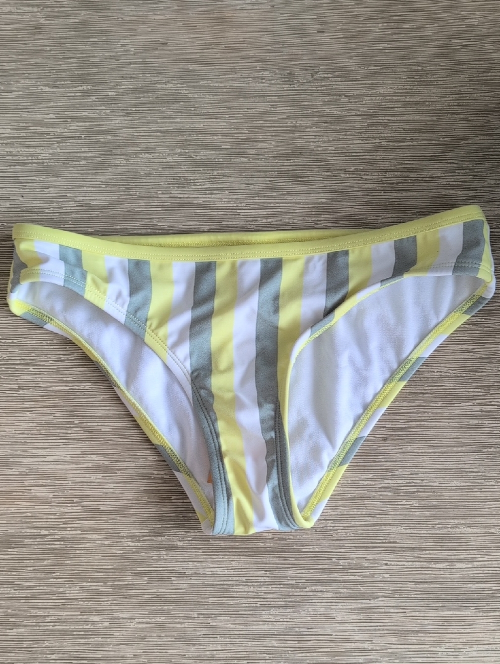 NWT Kona Sol Women’s Striped Yellow & Gray Bikini Bottom Small